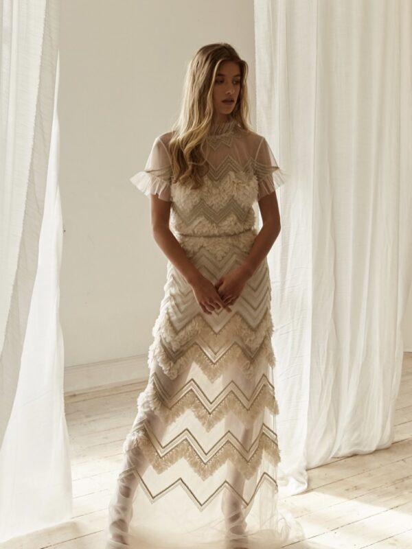 THE-KENNEDY-GOWN-ONROTATE