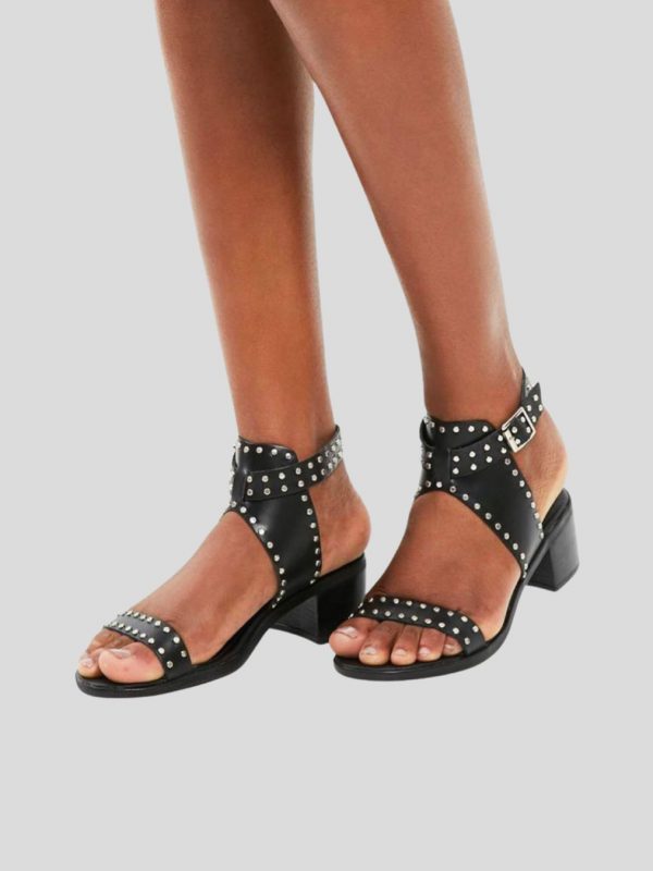 GILA-LEATHER-SANDALS-WITH-STUDS