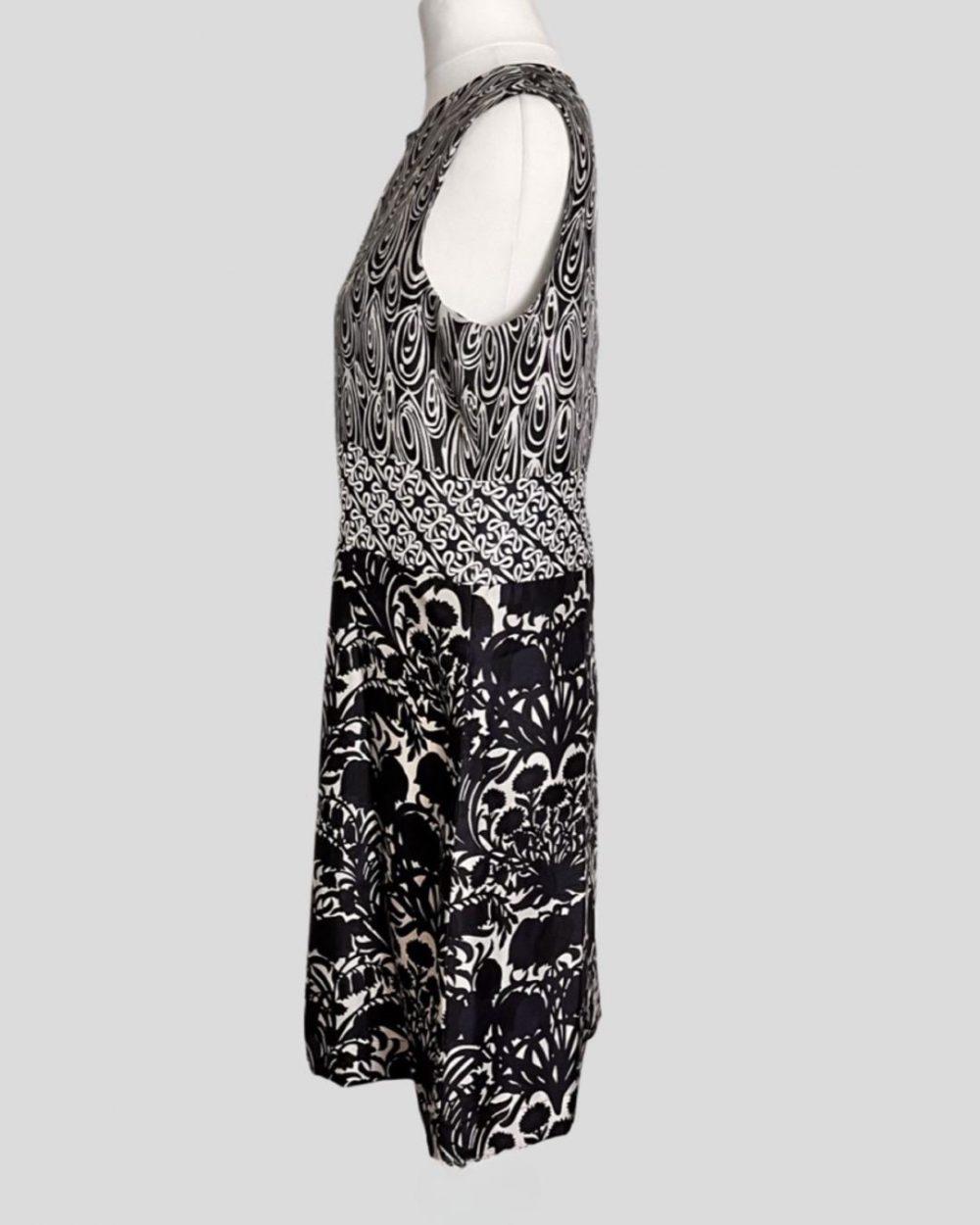 sleeveless-printed-shift-mini-dress-onrotate